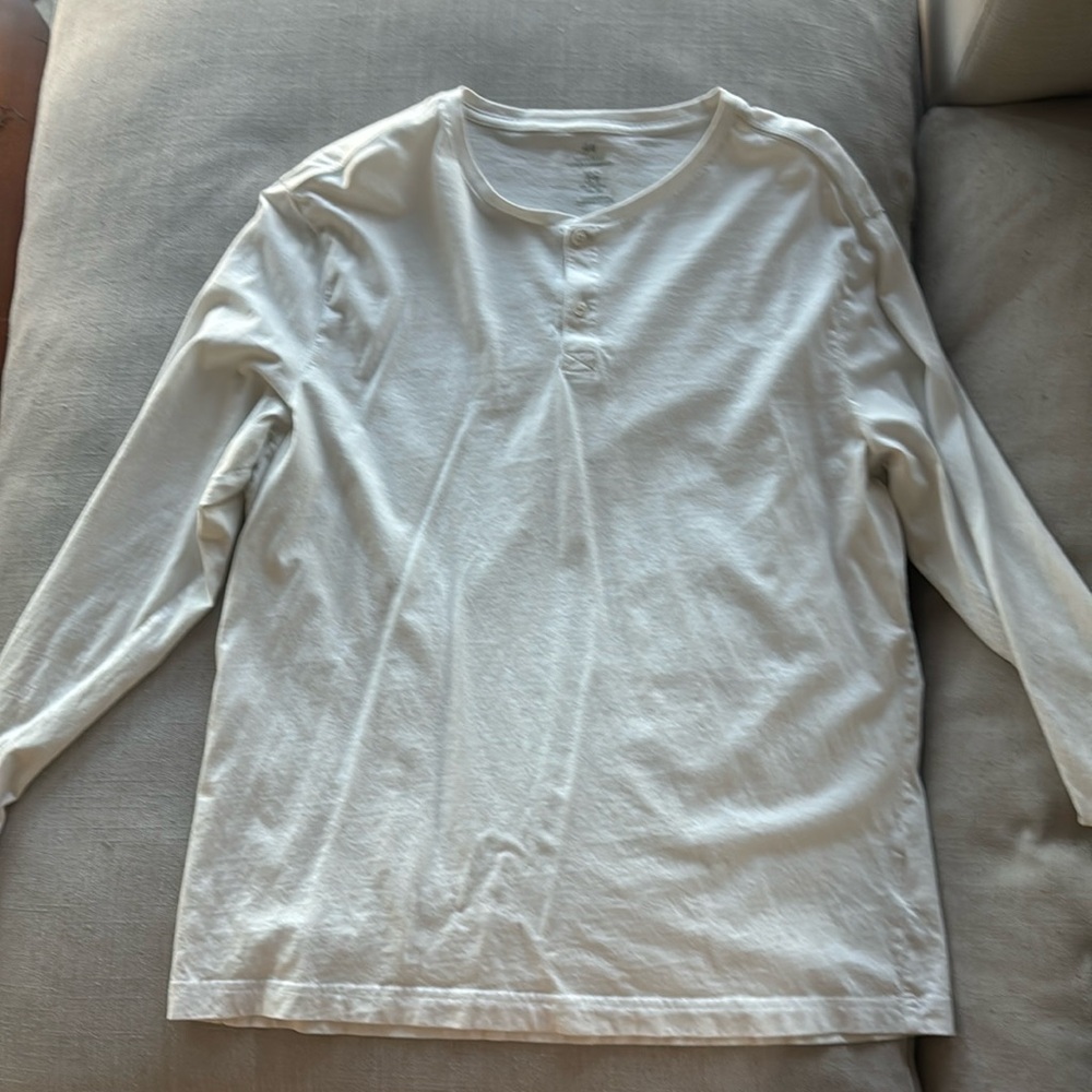 H&M 2 Button Long Sleeve